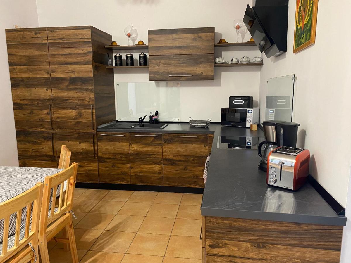 Casa De Vacanta Potoc Ngoại thất bức ảnh